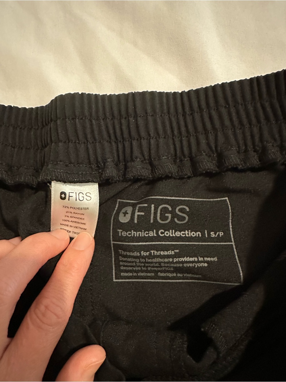 FIGS Women’s Black Technical Collection Bottoms